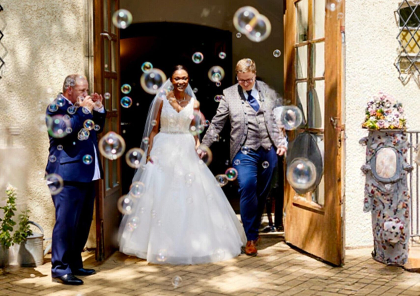 Brautkleid-leipzig-2 Hochzeit Brautpaar